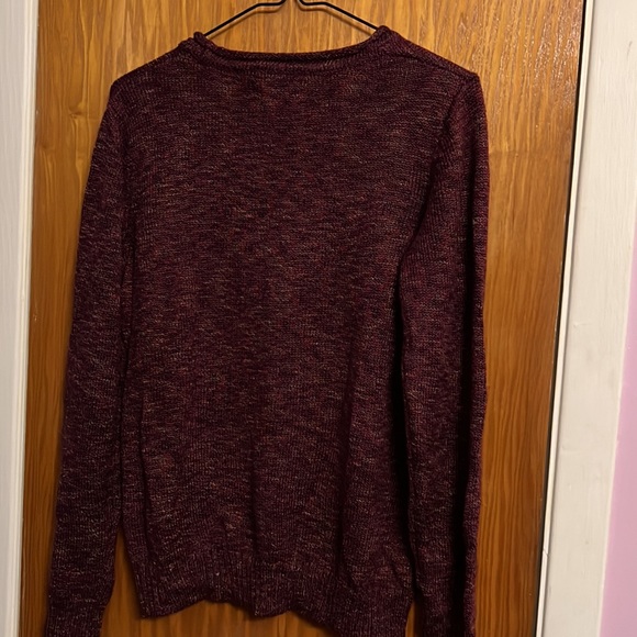 Carolyn Taylor Sweater or (Bundle 3 for 50) - Picture 4 of 4